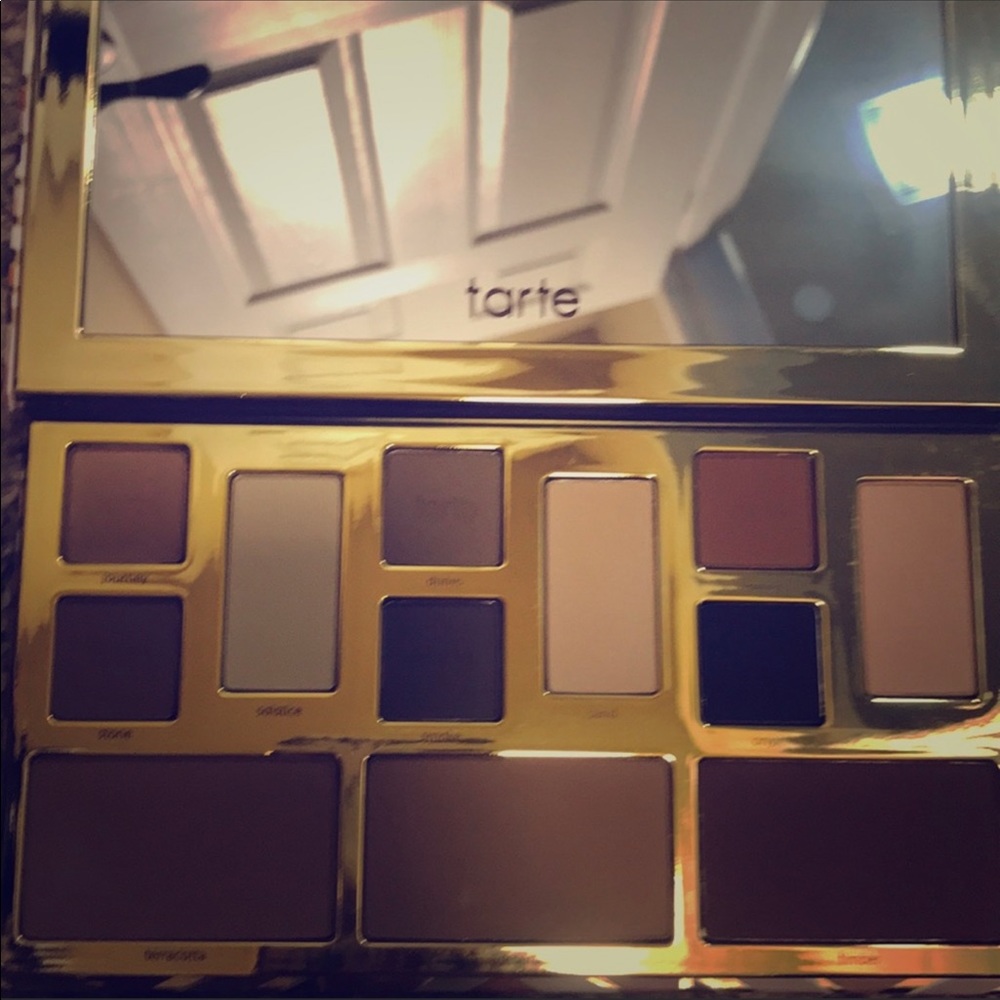 Tart eye & check pallet